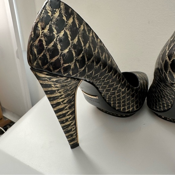 Roberto Cavalli black and gold snake print platform heels - Picture 10 of 10